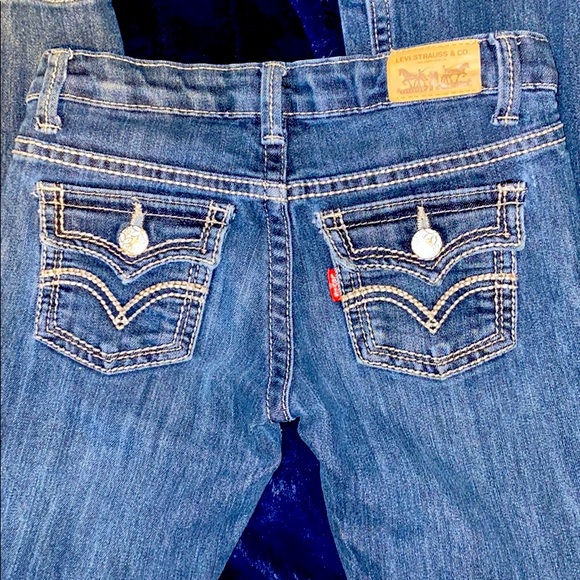 🌟🌟🌟LEVI’s. GIRLS BOOTCUT. 8 SLIM. MEDIUM-DARK WASH - Picture 6 of 6